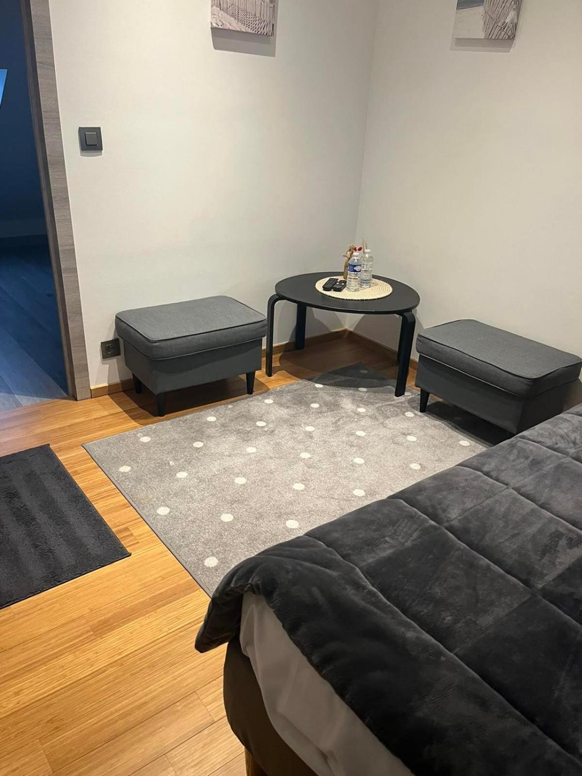 Au Marolles Chambre Atomium Bruxelles Eksteriør billede